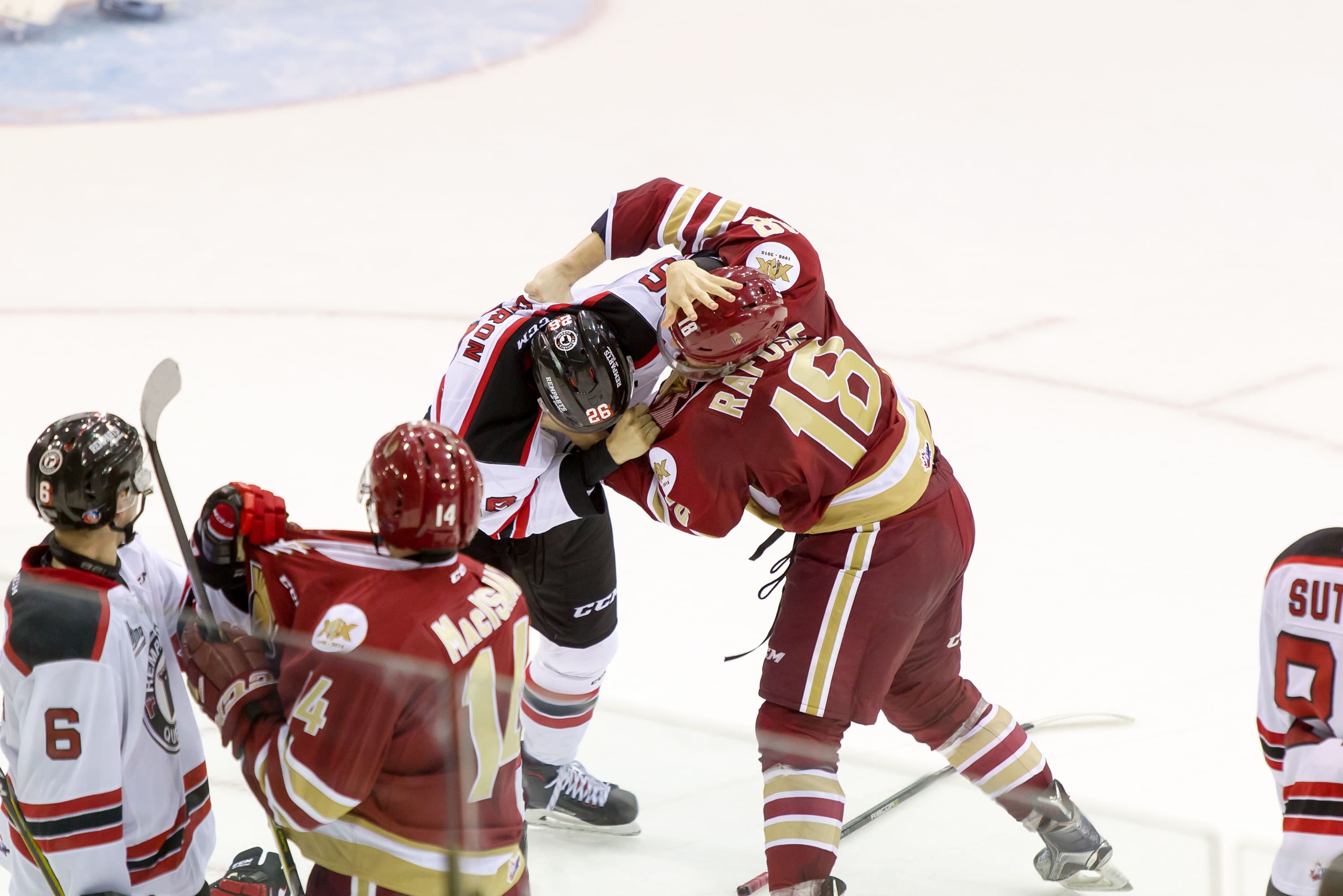 Les bagarres dans le hockey junior sous la loupe