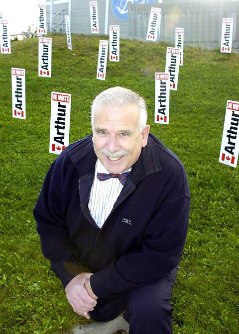 Andre Arthur was twice elected Independent MP for Portneuf-Jacques-Cartier's Federal Riding in 2006 and 2008. In the photo, we see him during his second election campaign on September 18, 2008.