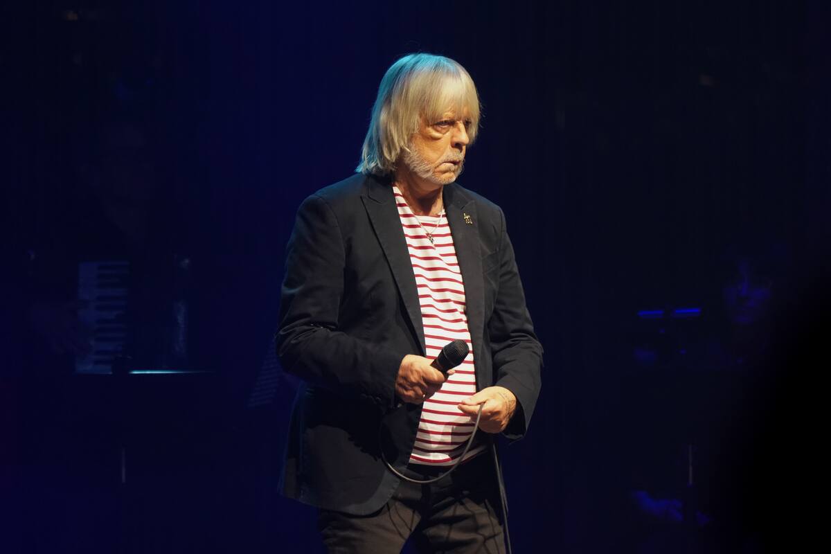 Renaud &agrave; Montr&eacute;al: Une foule mitig&eacute;e