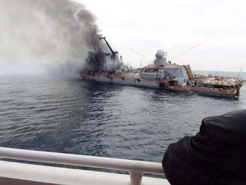 Moskova gemisinin batmasından kısa bir süre önce.