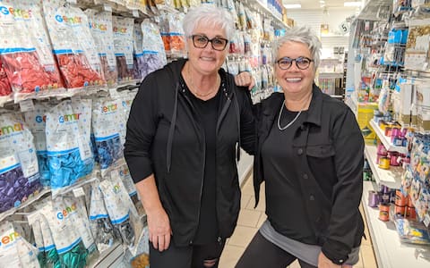 Closing stores on Sunday