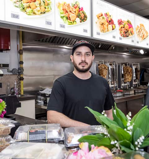 Closing stores on Sunday