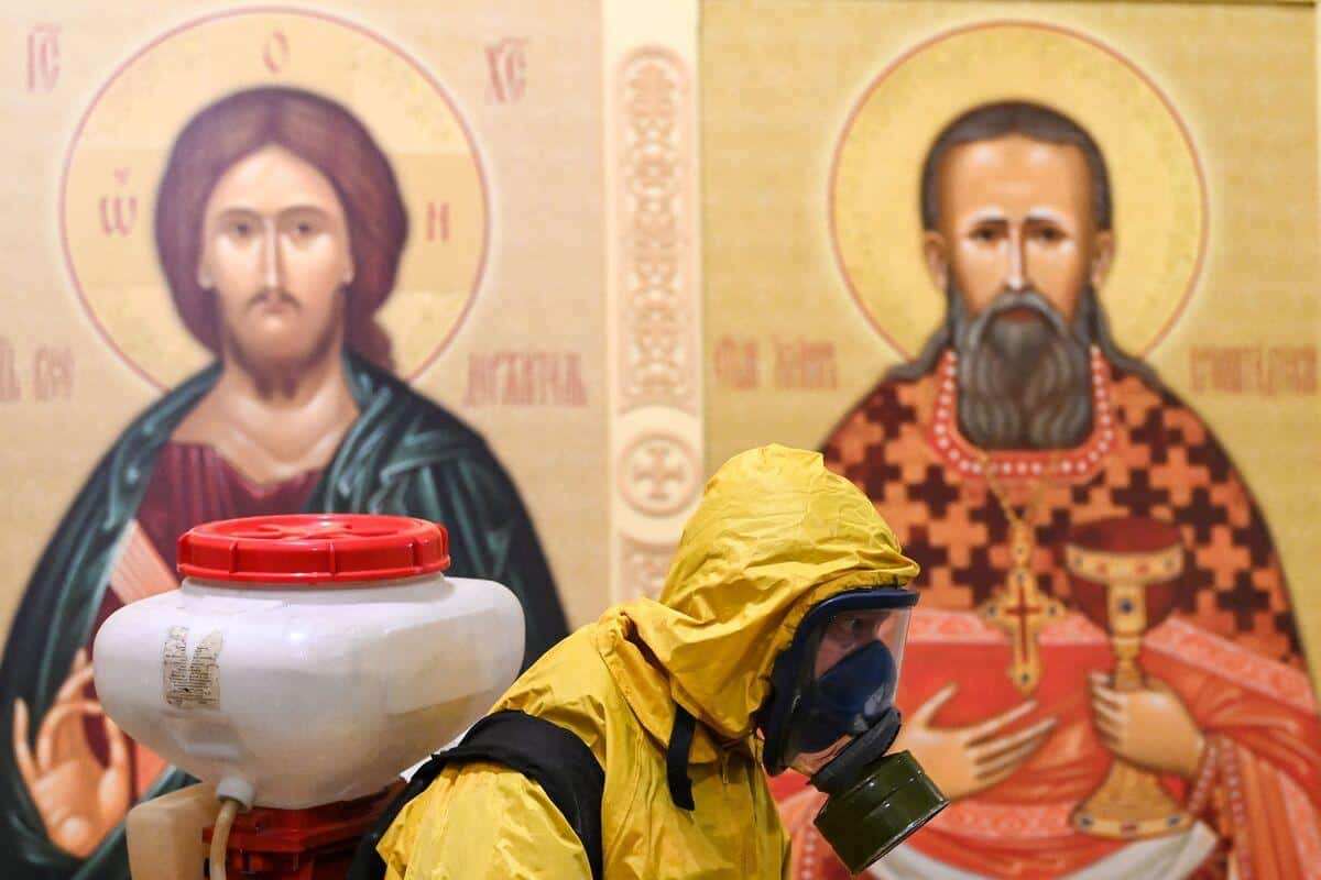 Moscou ordonne ses premi&egrave;res restrictions sanitaires depuis l'&eacute;t&eacute;