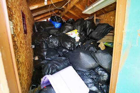 GEN-Sabrina Badene, owner and victim of unhygienic tenants in Longueuil.