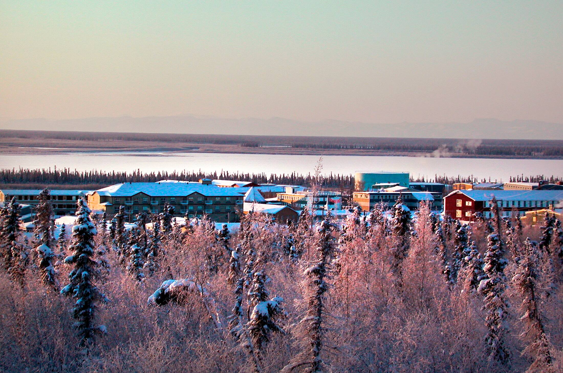 La petite ville d&rsquo;Inuvik, en Arctique, touch&eacute;e par sa premi&egrave;re canicule