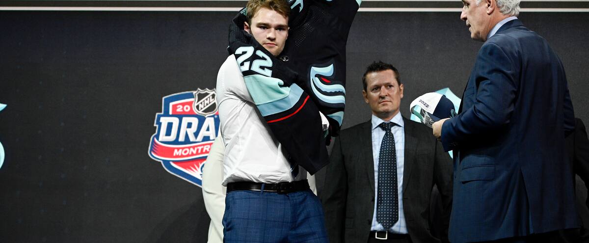 Shane Wright heureux malgré sa chute au repêchage