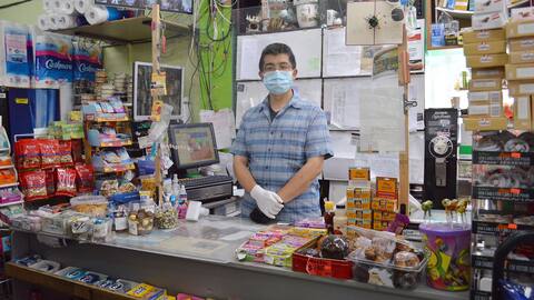 Ji Yu Wang, caissier dans une fruiterie, a rapidement réalisé que le problème ne venait pas du commerce.