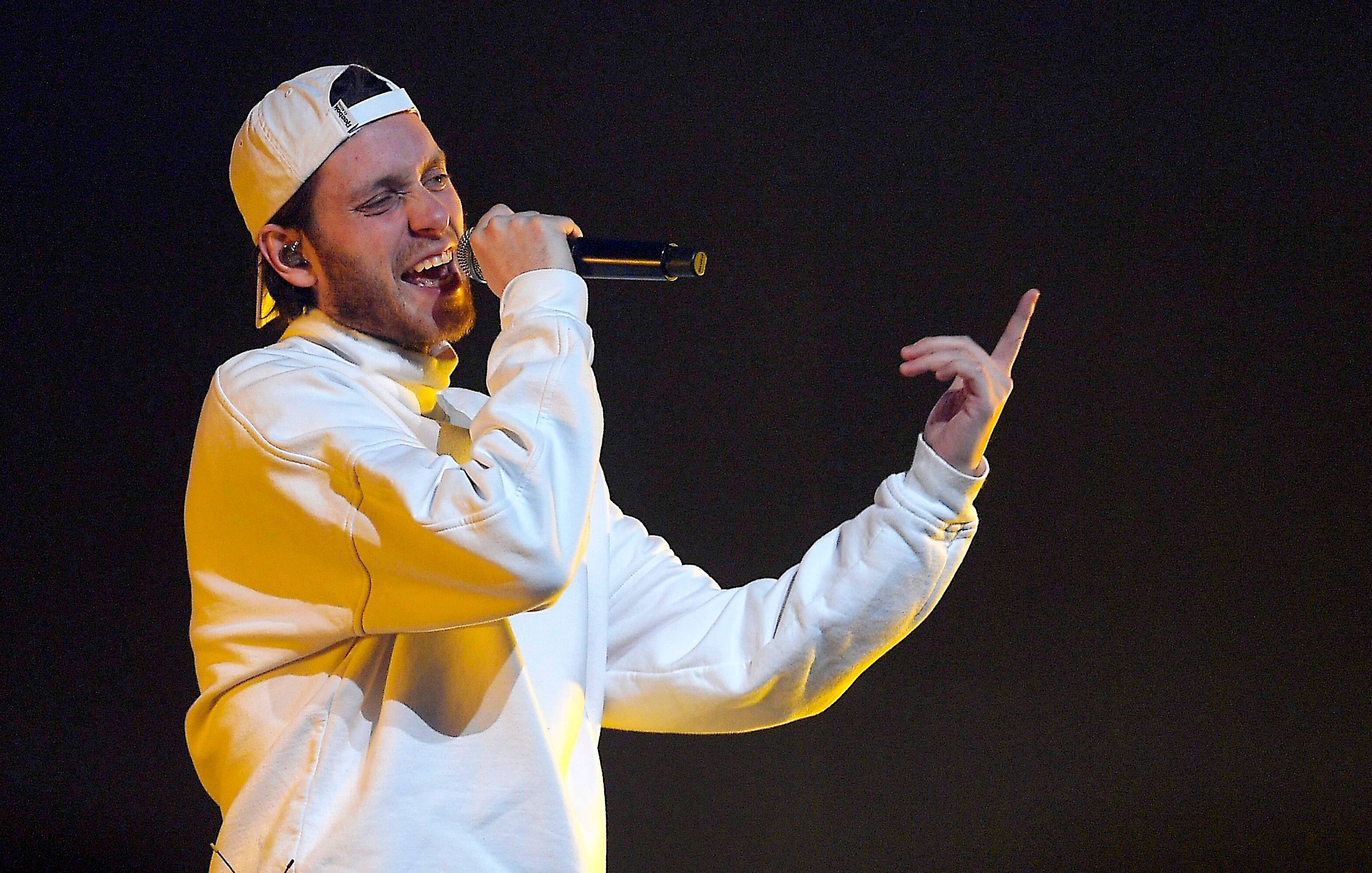 Soirée historique pour le rap québécois en France: Loud vise encore ...