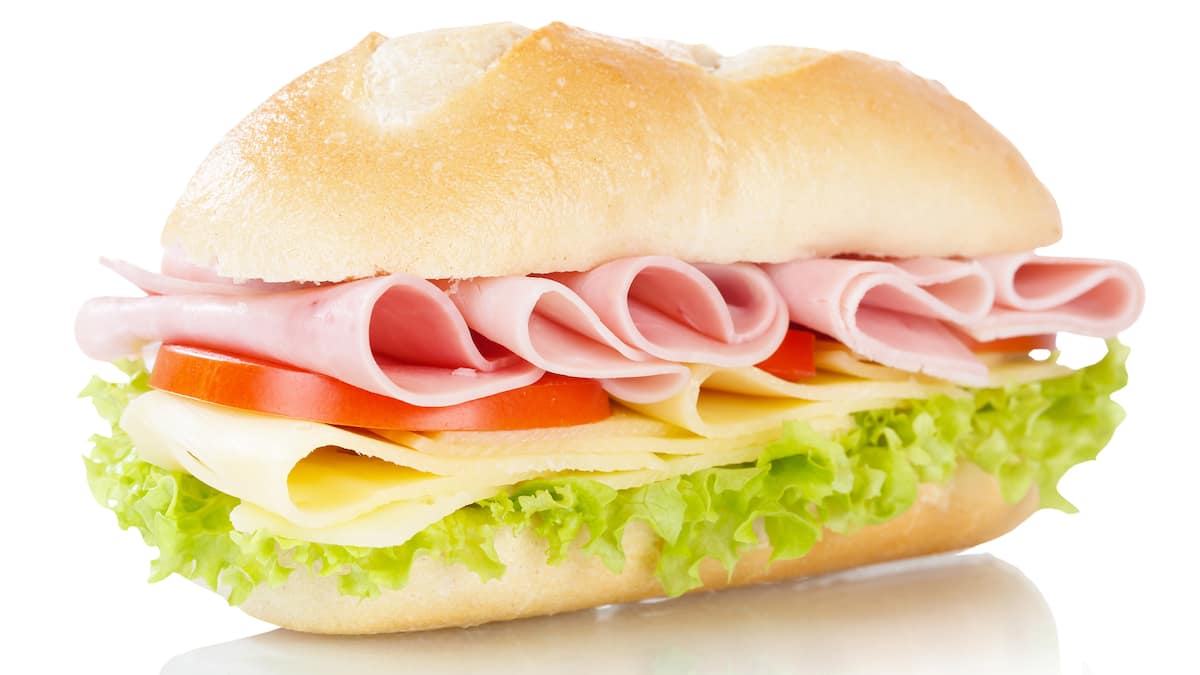 UAE protests over ‘sandwich maker’ job offer UAE protests over ‘sandwich maker’ job offer