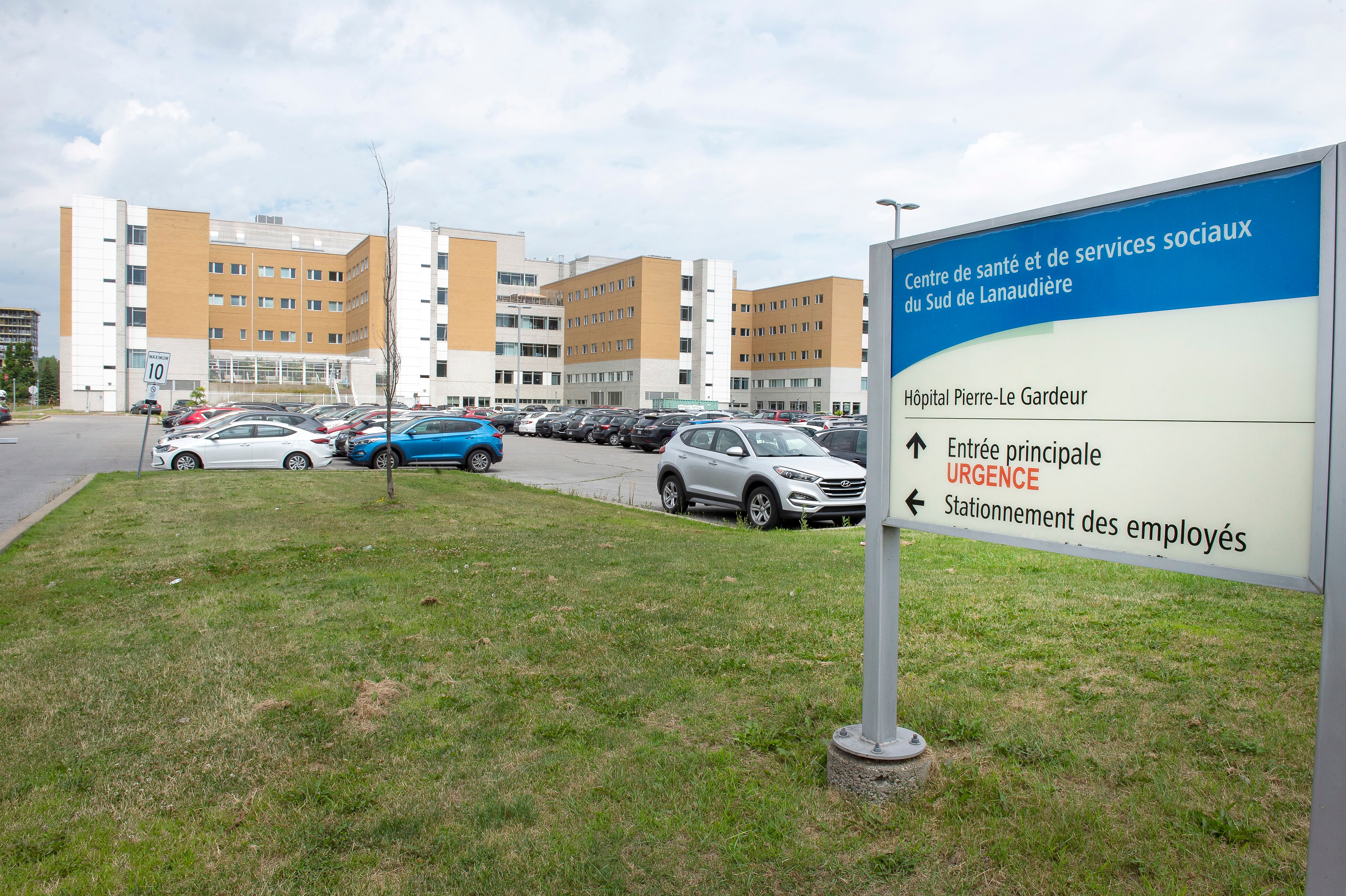 Ce n&rsquo;est pas normal que le Wi-fi soit gratuit au McDonald&rsquo;s, mais pas &agrave; l&rsquo;h&ocirc;pital, tonne un comit&eacute;