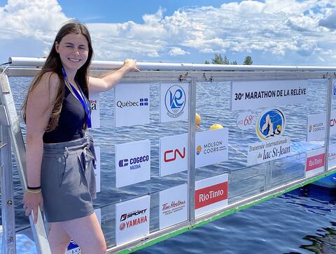 Se enfrentará por primera vez a Emily Tremblay, la distancia de 32 km que separa a Perebunka de Roberval. La nadadora de Saguenay tiene la clara intención de terminar su jornada de trabajo tocando la placa final.
