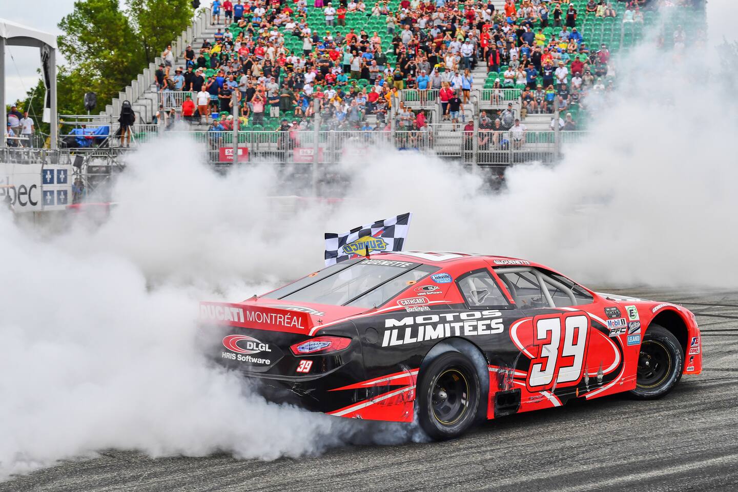 Grand Prix de Trois-Rivières: Guénette dans le tumulte