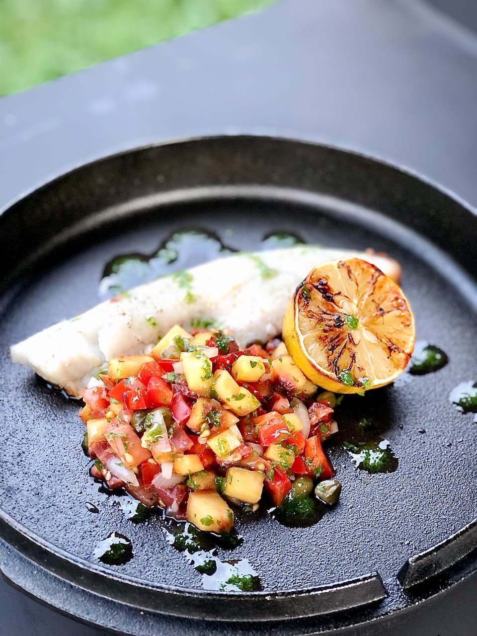 Filet de doré et salsa de pêches grillées | JDM