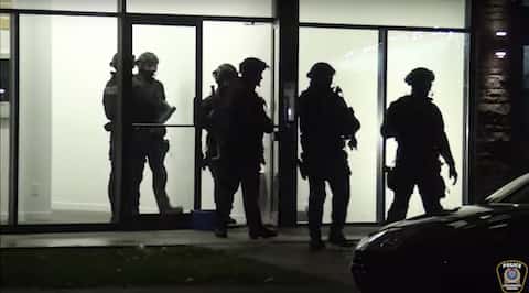 On November 18 and December 12, 2021, two searches were conducted by the Longueville Aggregation Police Department at different locations on Montreal's South Shore.