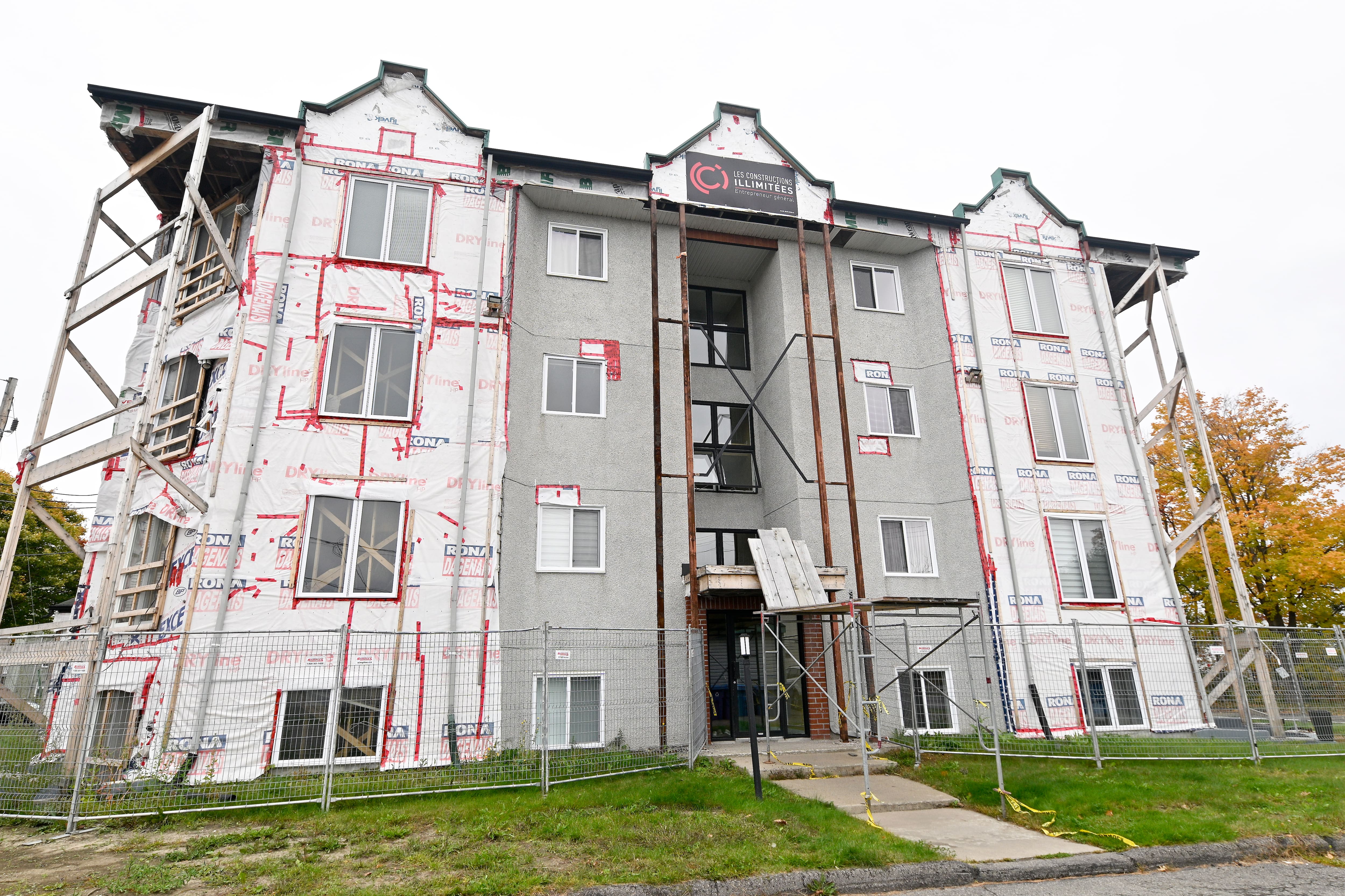 Les propriétaires de condos en arrachent avec leurs carnets d’entretien