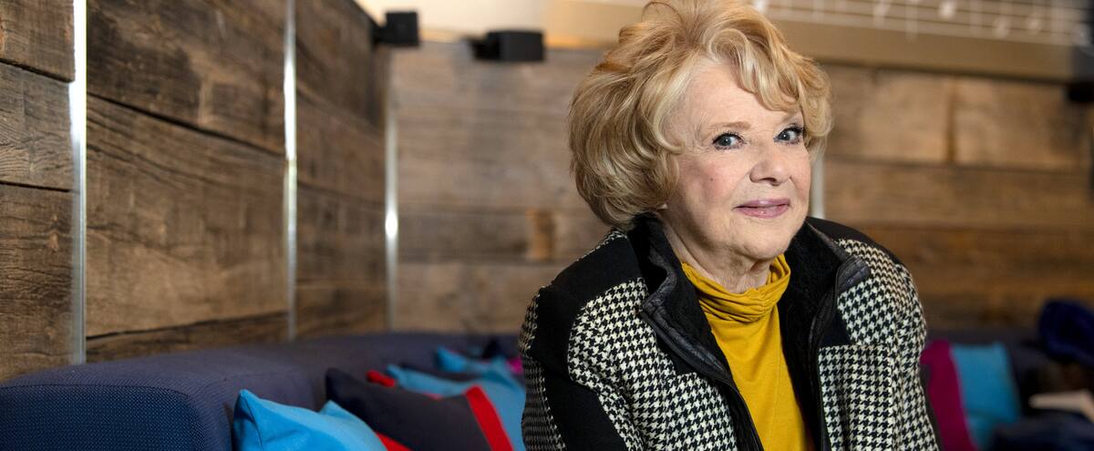 Biographie «Née pour chanter» : la vie mouvementée de Shirley Théroux | JDM