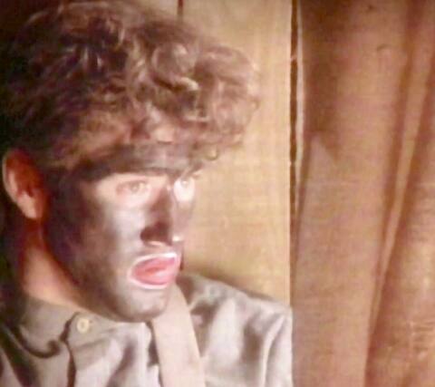 Roy Dupuis in blackface in a censored episode.