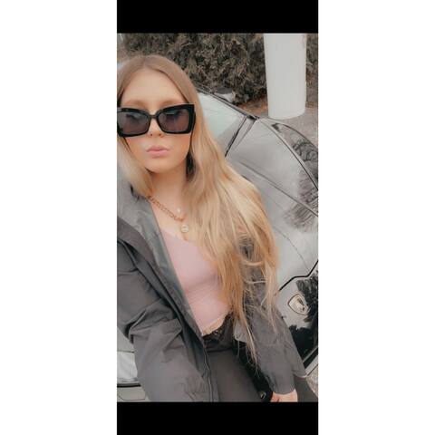 Amanda Levesque - Lamborghini