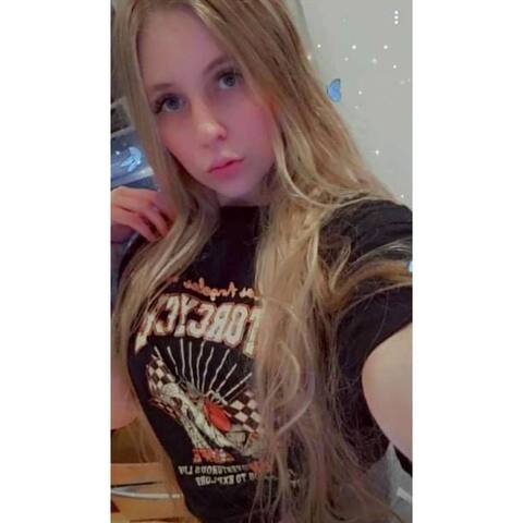 Amanda Levesque - Lamborghini