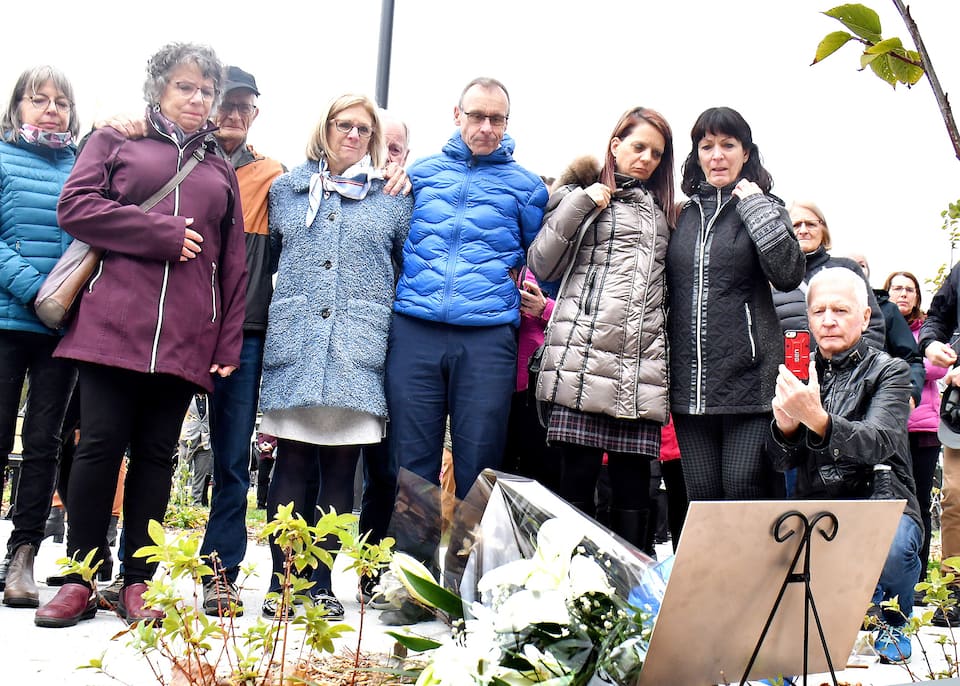 Tenir tête à l’horreur: elle a partagé la vie du présumé meurtrier Marc ...