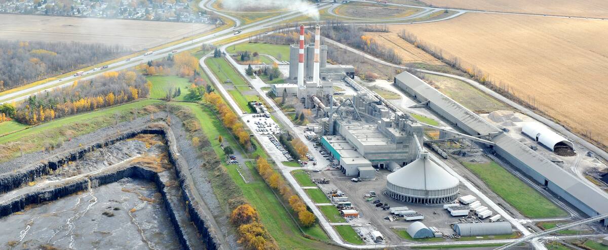 Le terrorisme ne prive pas Lafarge de contrats publics