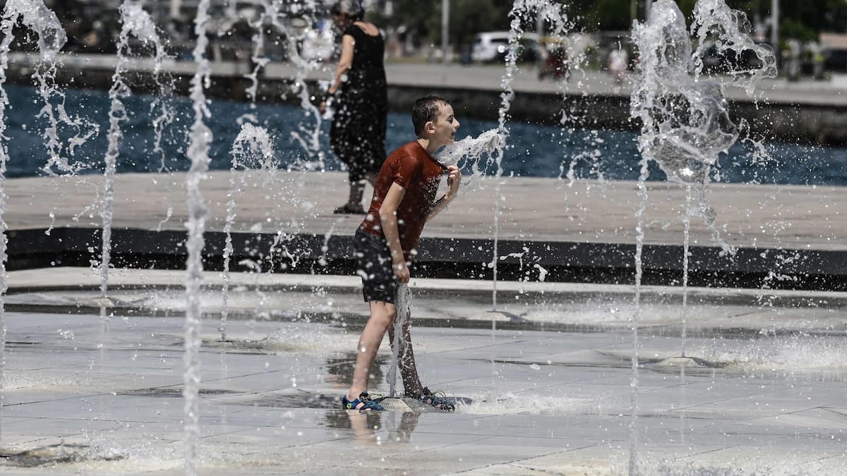 Greece faces its hottest day of the year Greece faces its hottest day of the year