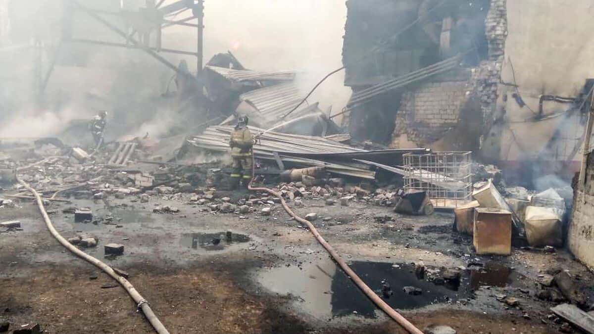 16 morts dans l'incendie d'une usine d'explosifs
