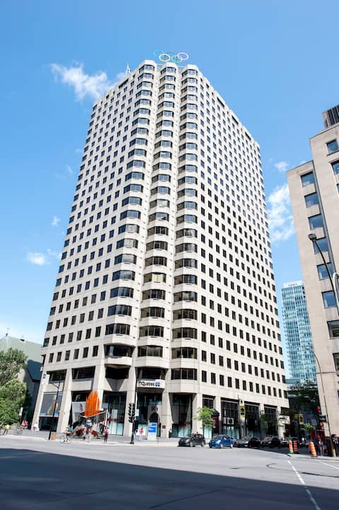 500 René-Lévesque West in Montreal.