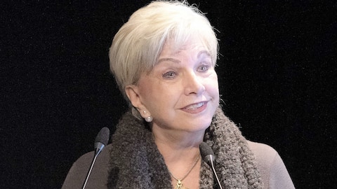 Quebec sold 500 Grande Allée Est (photo) in Quebec and 500 René-Lévesque West in Montreal in 2008.