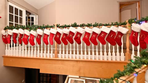 GEN - A family of 16 children from ST-LIN