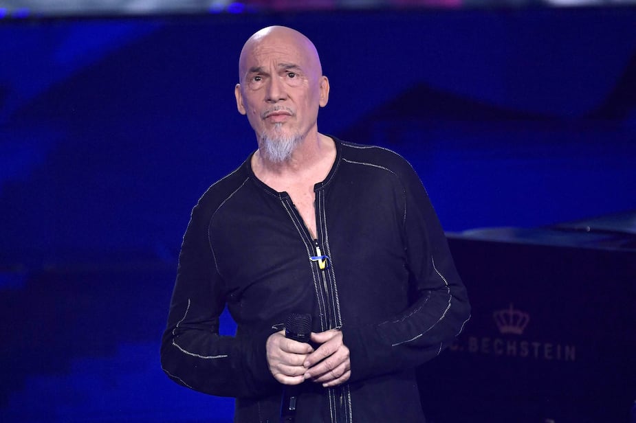 Florent Pagny a fumé un joint à l'Elysée lors de l'anniversaire de Charles  Aznavour | Le Sac de chips