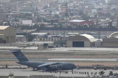 Afghanistan: menaces élevées sur l'aéroport de Kaboul à la veille du retrait américain