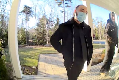 Omar Zanfi - Estafador