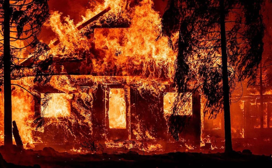 Image principale de l'article Un incendie si gros qu’il créé son propre climat