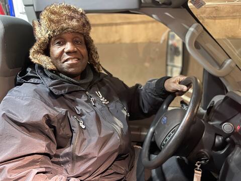 Le chauffeur de la navette Solidaribus, Jean-Pierre Kamgang