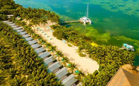 The Bungalows Key Largo offers 135 bungalows, many of which are located by the sea