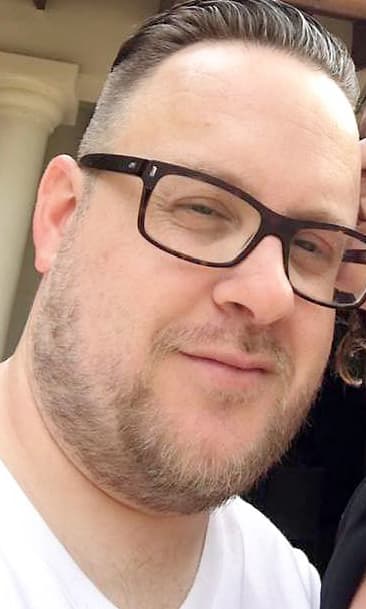 A primera hora del 15 de febrero de 2023, la policía detuvo a los sospechosos, entre ellos Éric Matte, en una residencia de la rue du Florilège, en Terrebonne.  Sin embargo, Sébastien Turcotte no estaba en casa, a pocas casas de distancia.