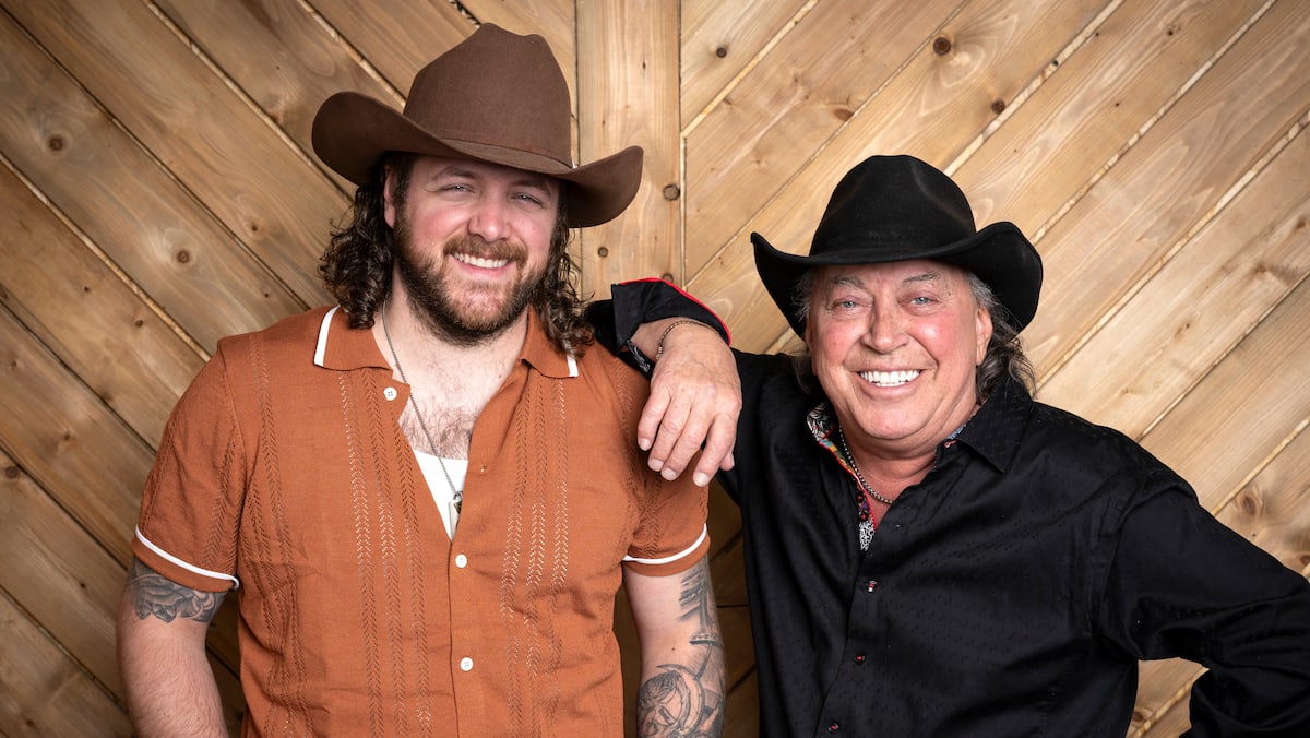 «Le country, c’est en dedans, tu l’as dans tes veines»: Paul Daraîche, 78 ans, et Matt Lang, 34 ans, échangent sur la musique qui les passionne