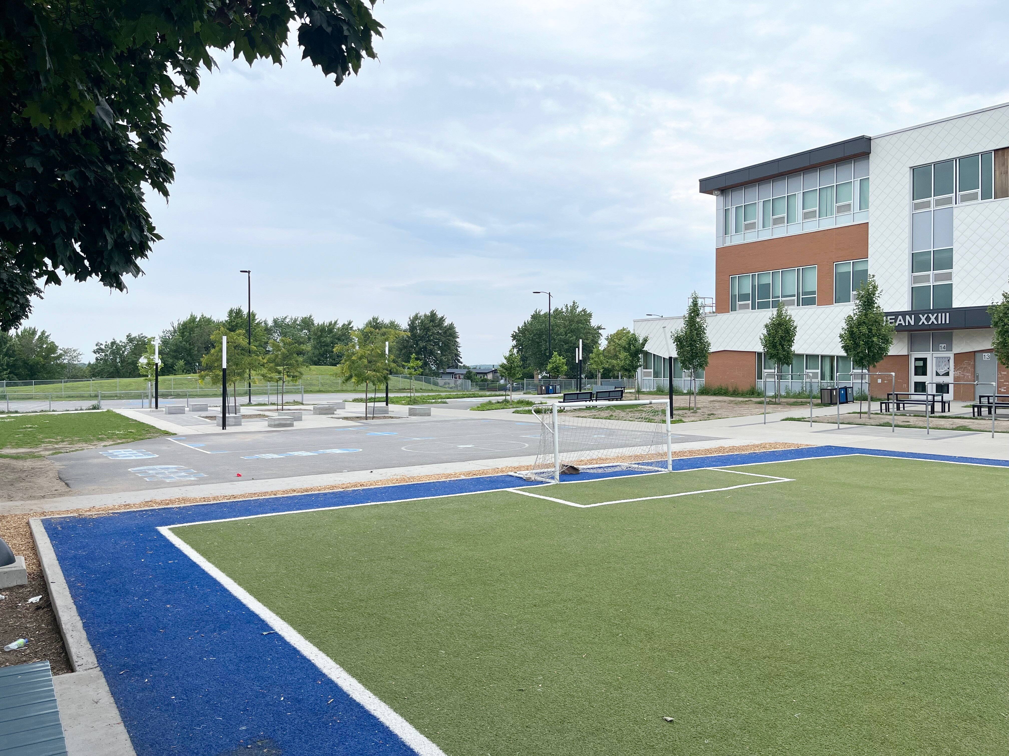 Un nombre record de cours d&rsquo;&eacute;cole seront r&eacute;nov&eacute;es cette ann&eacute;e