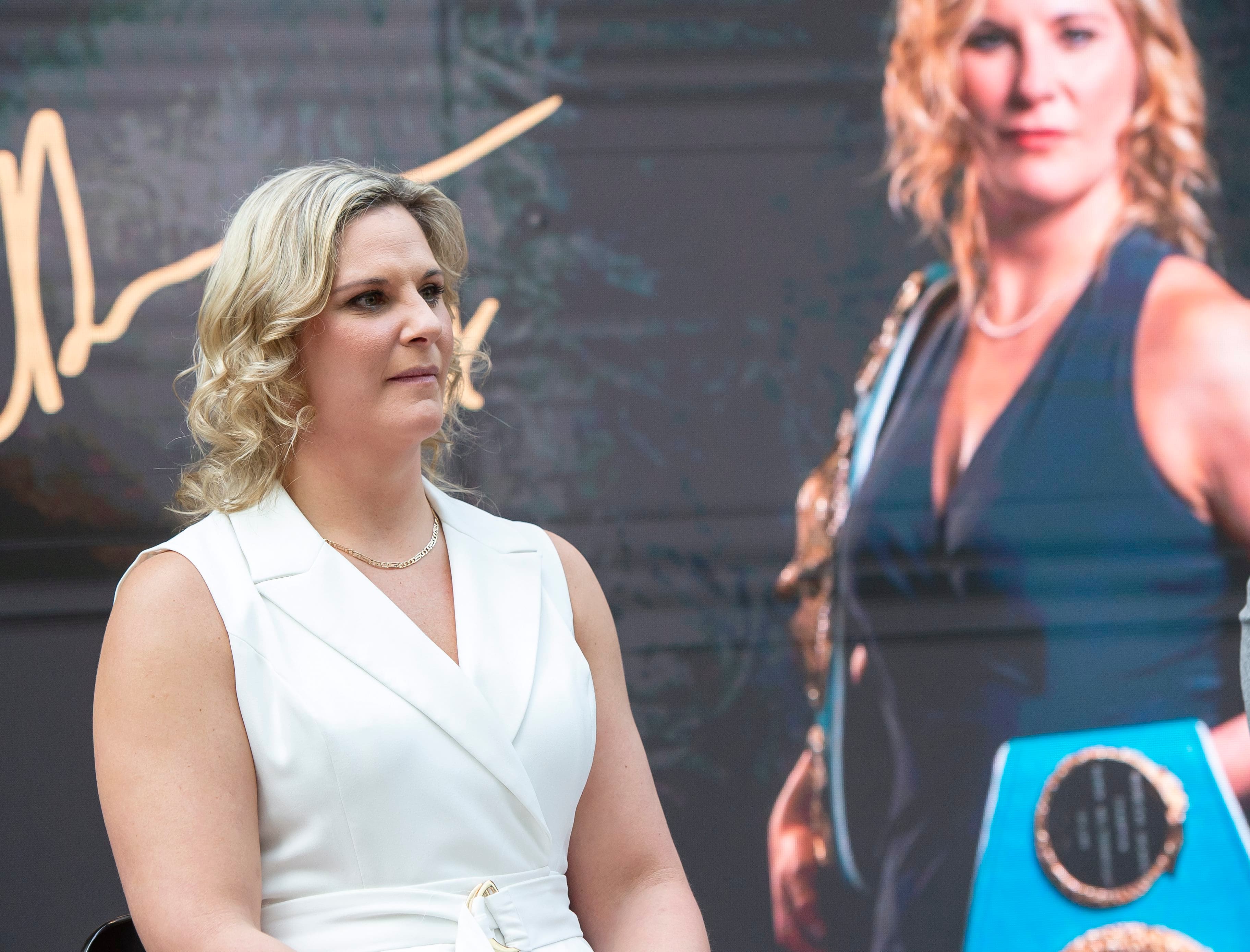 Une entreprise d&rsquo;arts martiaux de Marie-&Egrave;ve Dicaire d&eacute;clare faillite