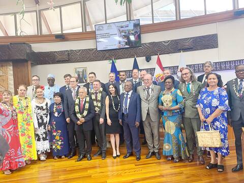 Quebec and Canadian elected officials, including Francis Drouin and Chantal Soucy (foreground, center) proudly wore the flower necklace