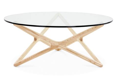 Table Quasar en frêne naturel, Entrepôt Maison Corbeil, 695 $ (prix régulier, 895 $)