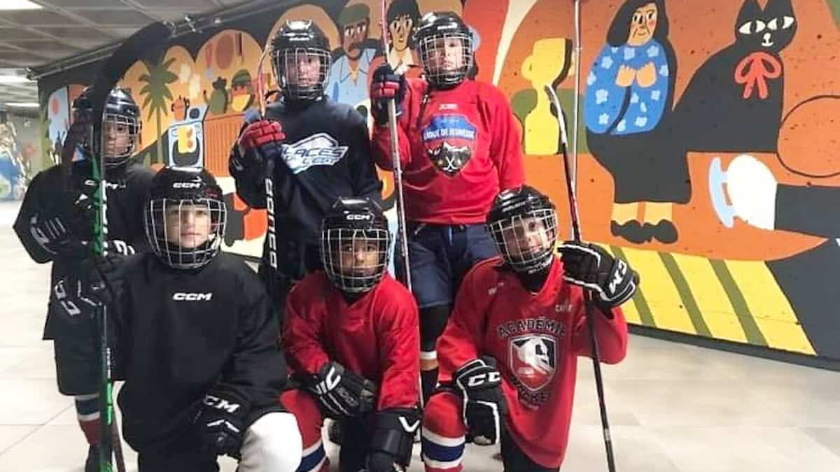 Du hockey plus accessible: une demi-saison à 75$, équipement inclus