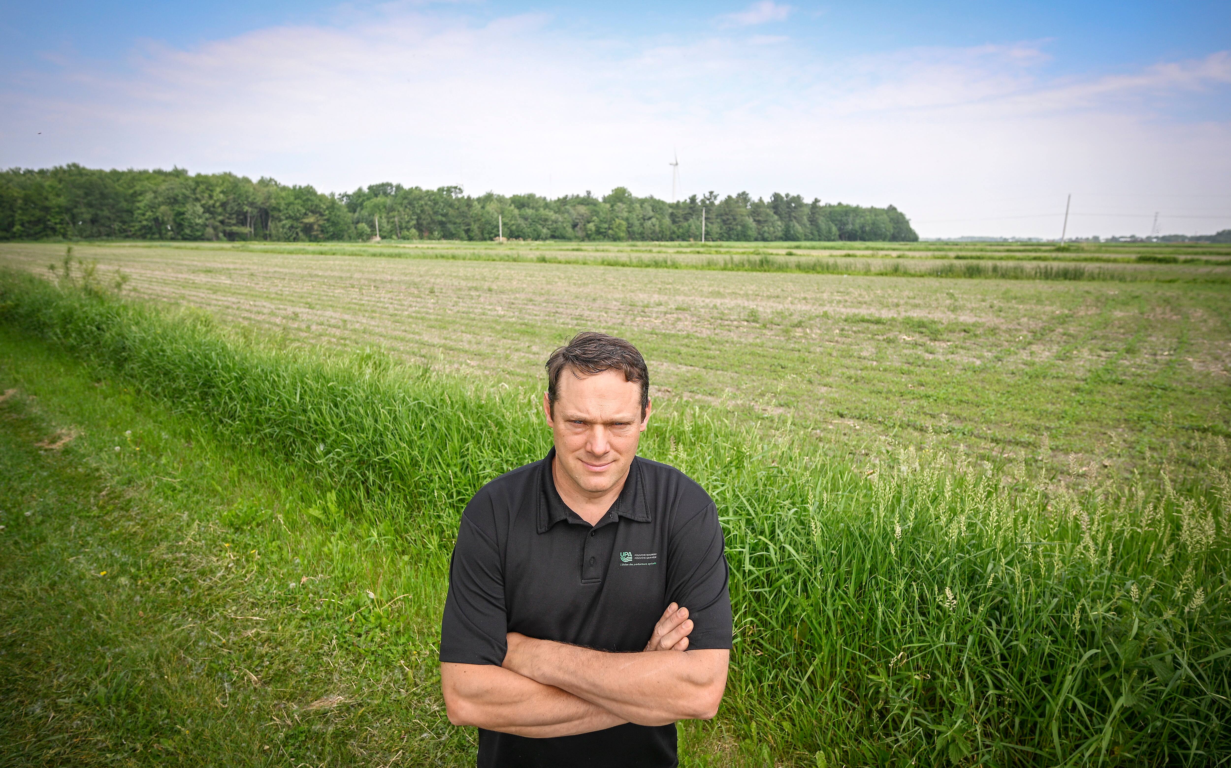 Ils sont l&agrave; &laquo;pour faire de l'argent&raquo;: le gouvernement a laiss&eacute; le champ libre &agrave; l'industrie des pesticides et fertilisants chimiques