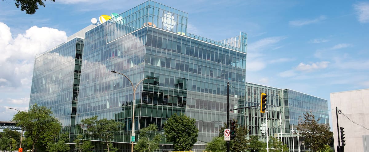 La SRC poursuivie par le constructeur: un autre 28 M$ pour la maison de Radio-Canada?