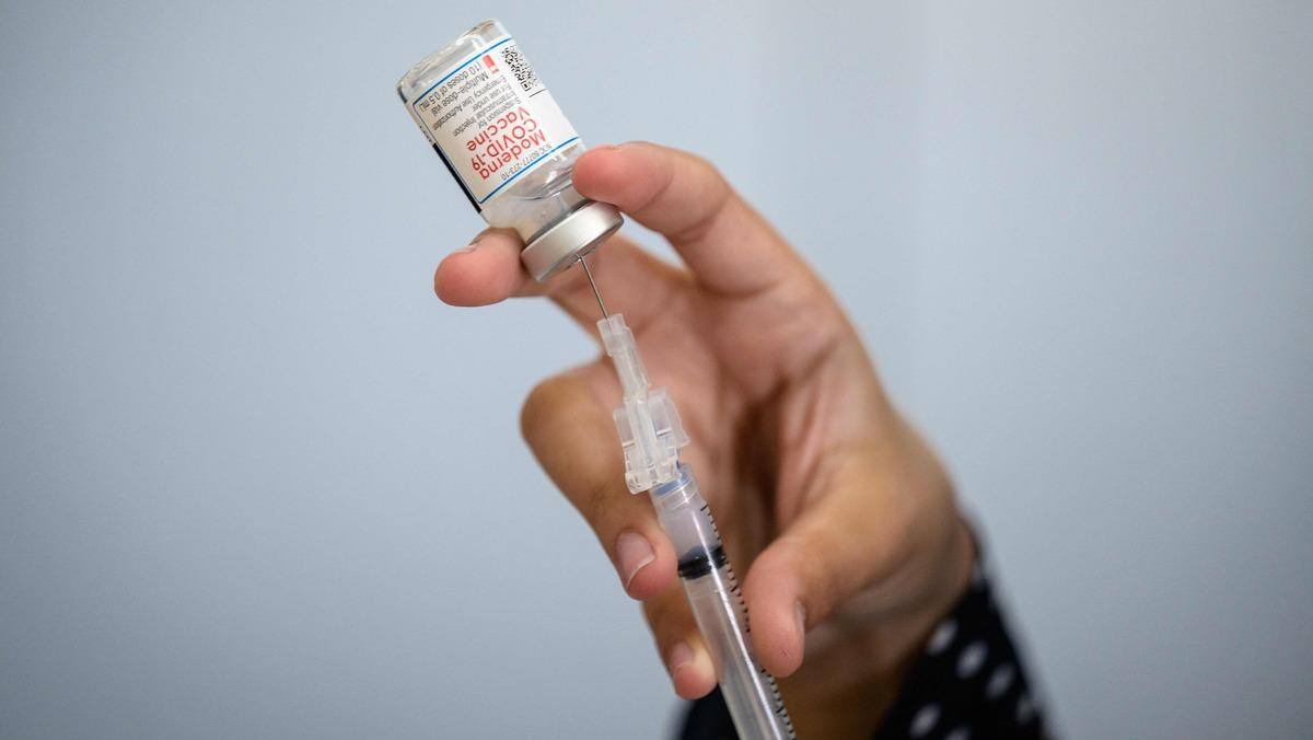 Les États-Unis autorisent l'injection d'un vaccin différent pour la dose de rappel anti-COVID