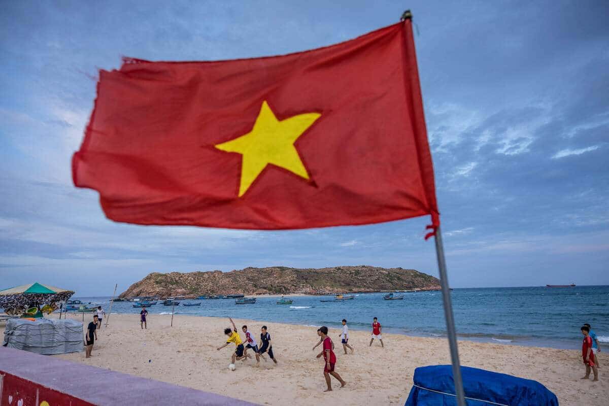 Too small for school?  Hanoi University introduces minimum height for admission