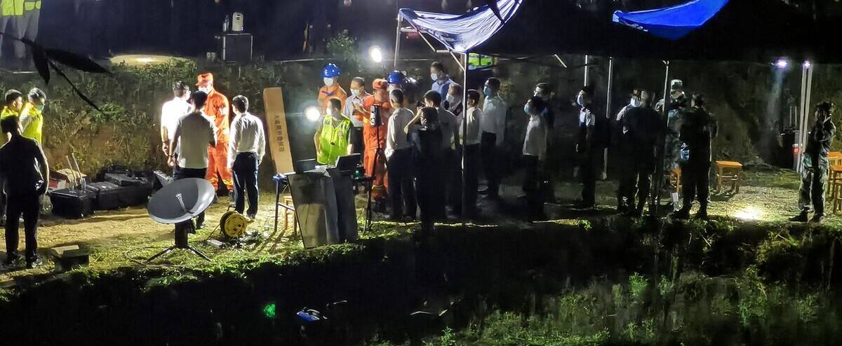 Chine: le site de l’accident d’avion passé au peigne fin