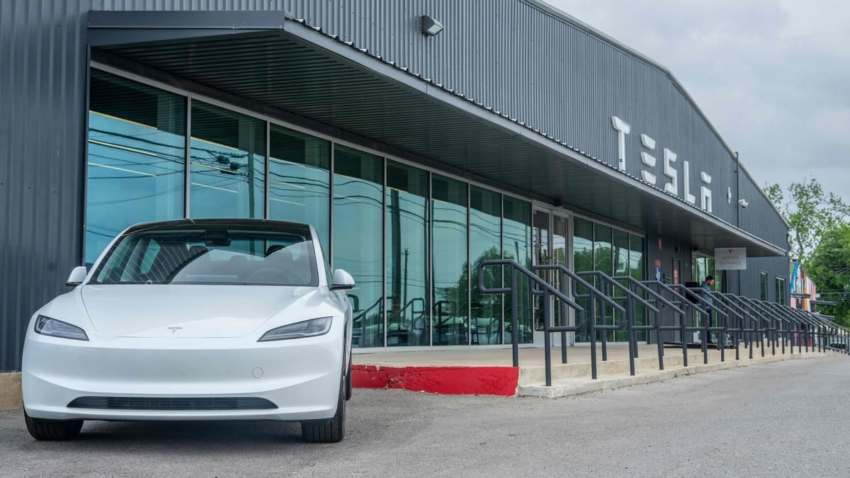 Tesla promet une voiture à bas coût «aussi vite que possible»