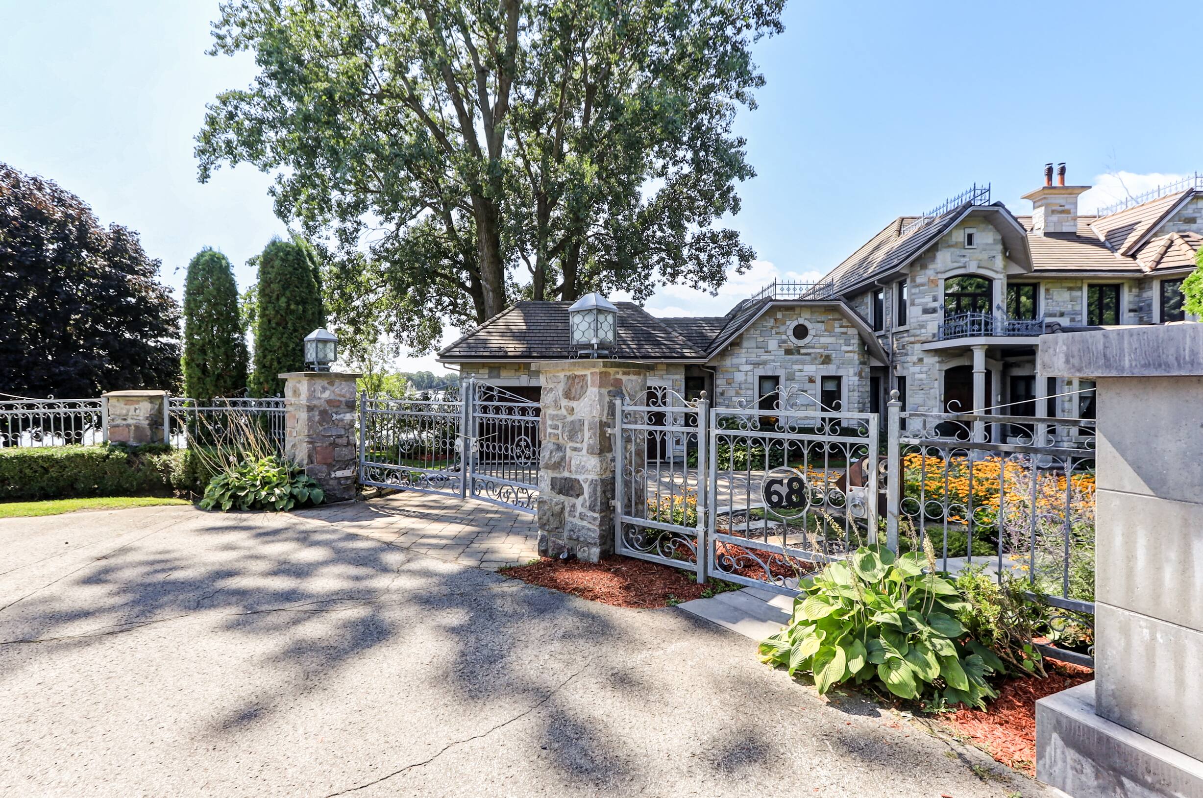 La pointe ouest de l’île Roussin pour moins de 2,5 M$ | JDM